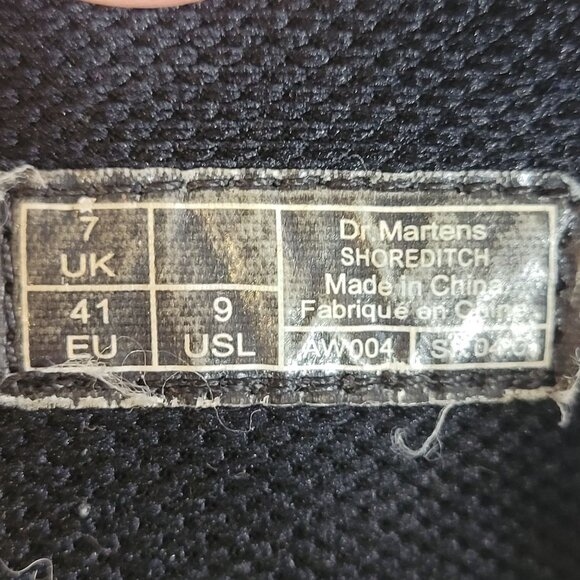 Dr. Martens Shoreditch Women's Sz 9 Canvas High Top Sneakers Boots Red - Picture 8 of 16